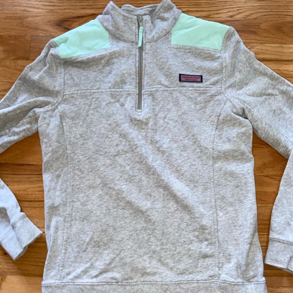 Like NEW Vineyard Vines Shep Pullover